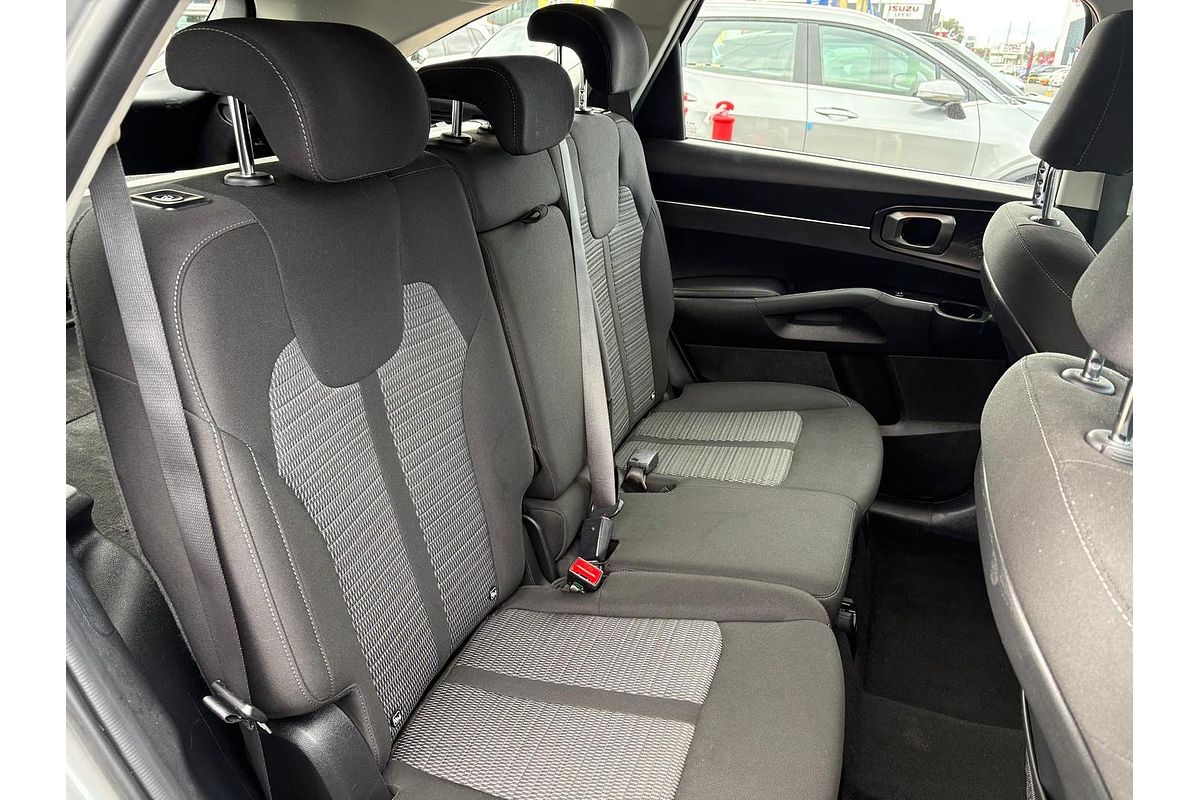 2023 Kia Sorento S MQ4