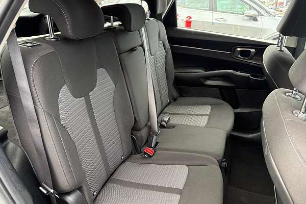 2023 Kia Sorento S MQ4