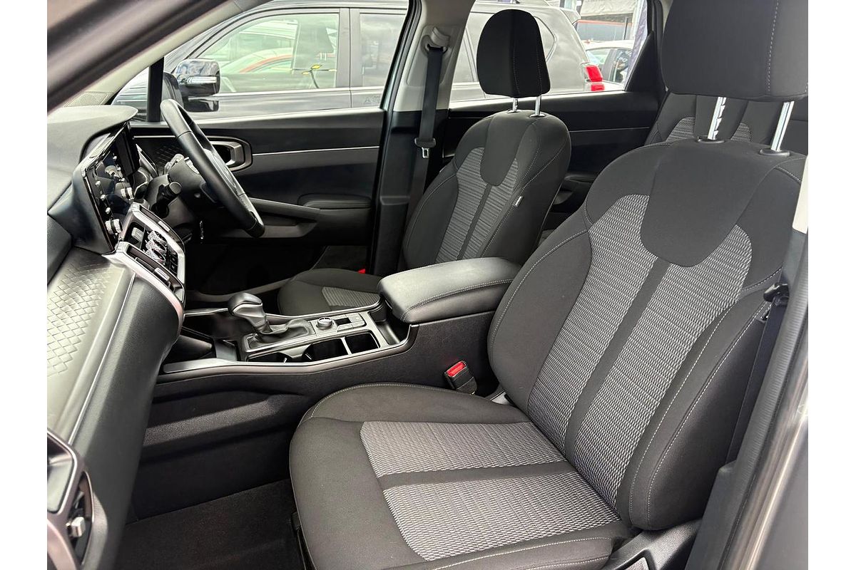 2023 Kia Sorento S MQ4