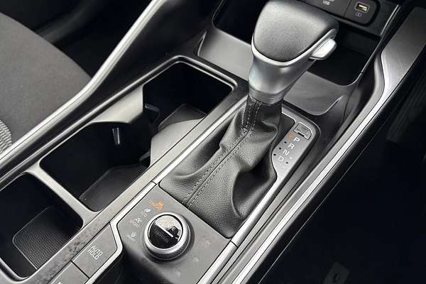 2023 Kia Sorento S MQ4