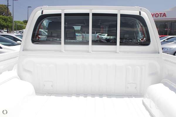 2016 Toyota Hilux Workmate GUN125R 4X4