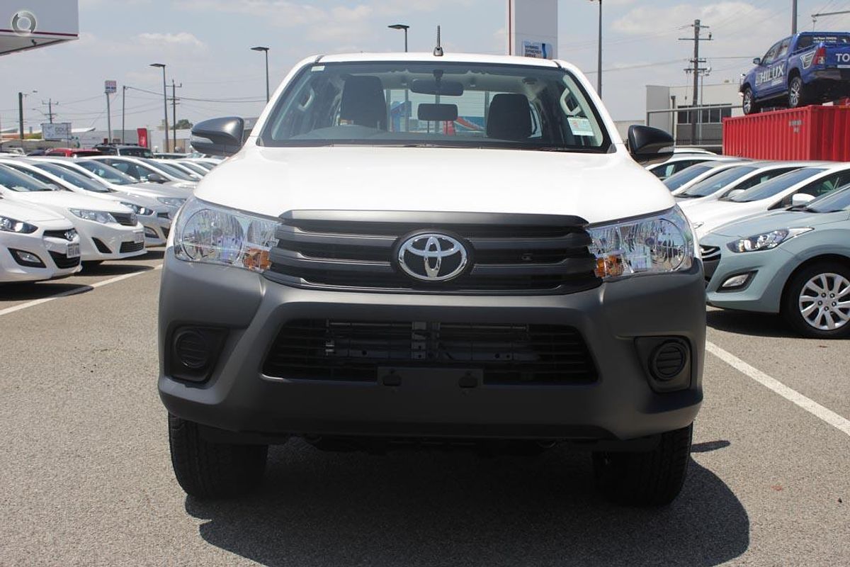 2016 Toyota Hilux Workmate GUN125R 4X4