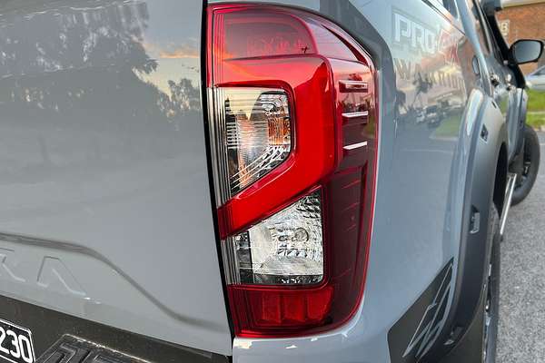 2024 Nissan Navara PRO-4X Warrior D23 4X4