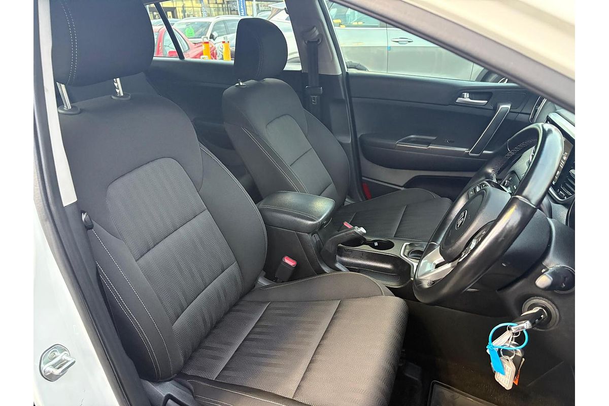 2020 Kia Sportage S QL