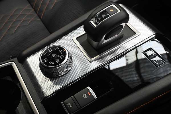 2025 Mitsubishi Outlander PHEV Exceed Tourer ZM