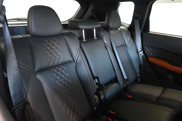 2025 Mitsubishi Outlander PHEV Exceed Tourer ZM