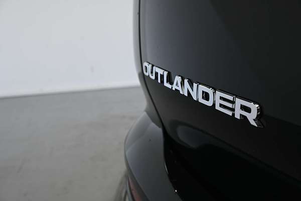 2025 Mitsubishi Outlander PHEV Exceed Tourer ZM