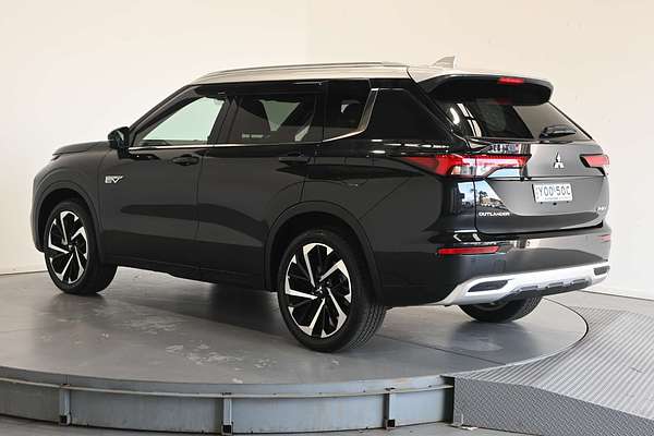 2025 Mitsubishi Outlander PHEV Exceed Tourer ZM