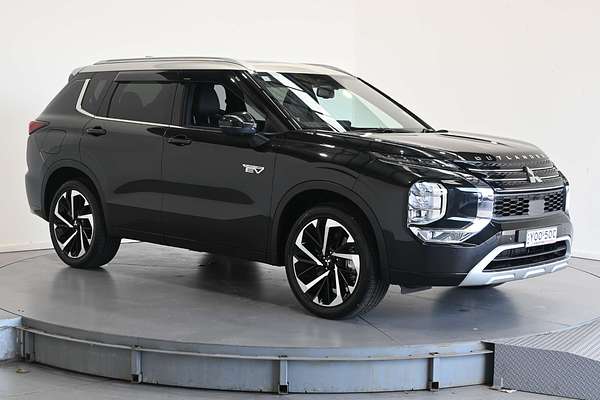 2025 Mitsubishi Outlander PHEV Exceed Tourer ZM