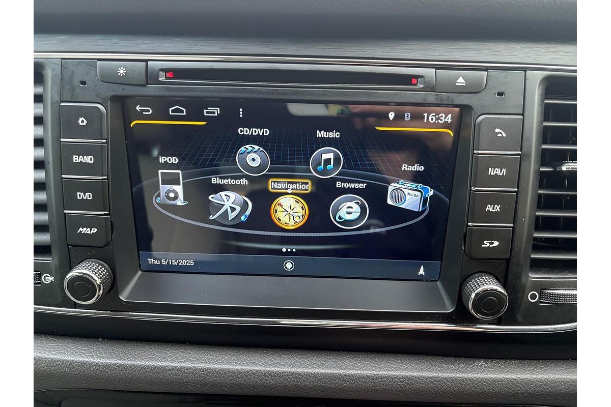 2017 Kia Carnival S YP