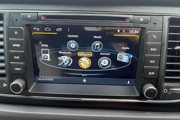 2017 Kia Carnival S YP
