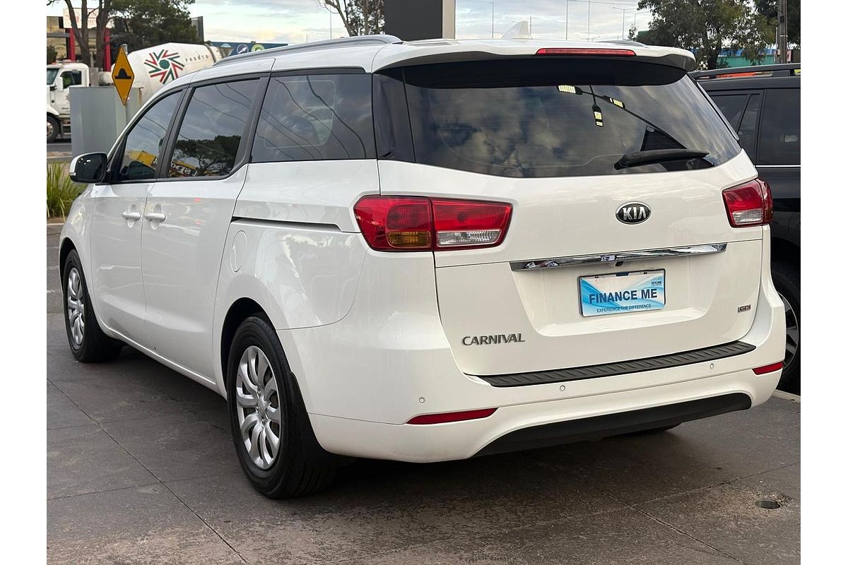 2017 Kia Carnival S YP