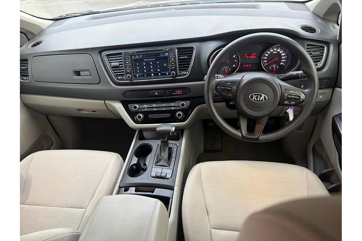 2017 Kia Carnival S YP