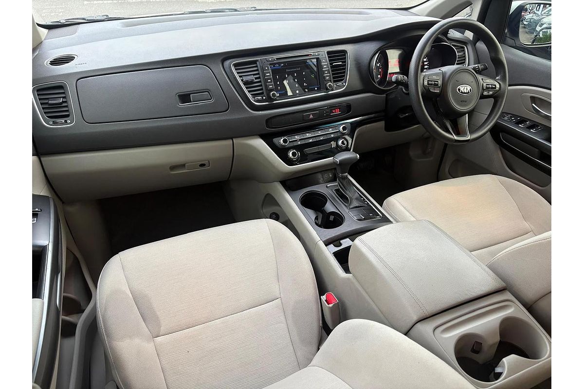2017 Kia Carnival S YP