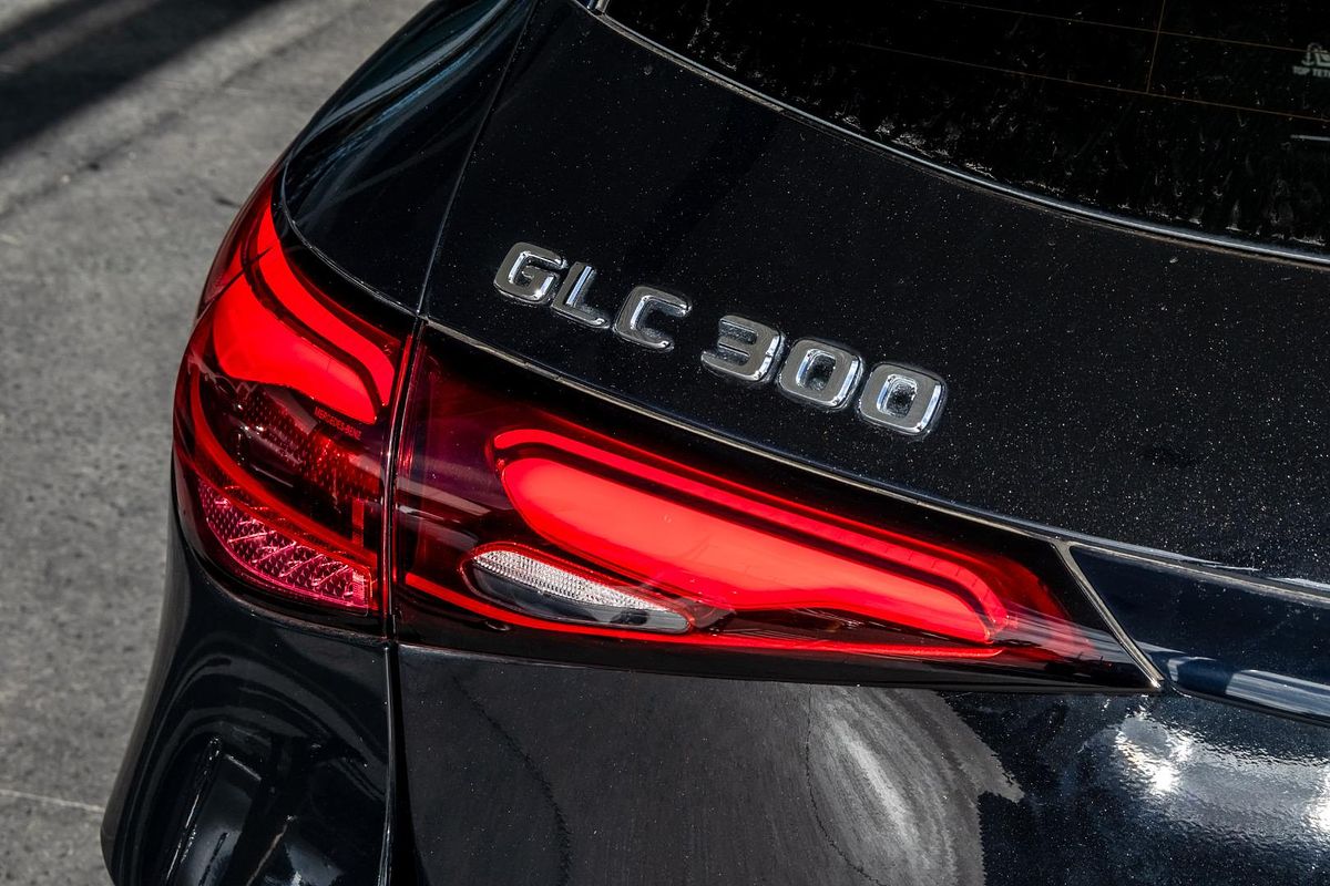 2023 Mercedes-Benz GLC-Class GLC300 X254