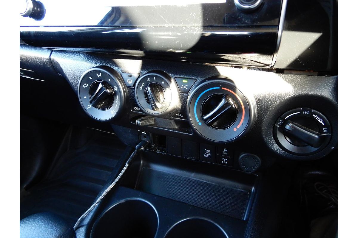 2022 Toyota Hilux SR GUN126R 4X4