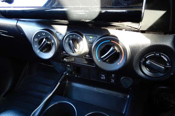 2022 Toyota Hilux SR GUN126R 4X4