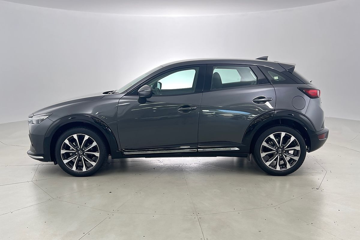 2022 Mazda CX-3 sTouring DK