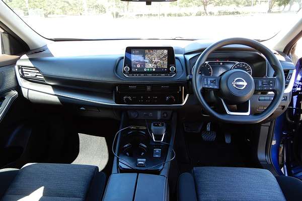 2024 Nissan X-TRAIL ST T33
