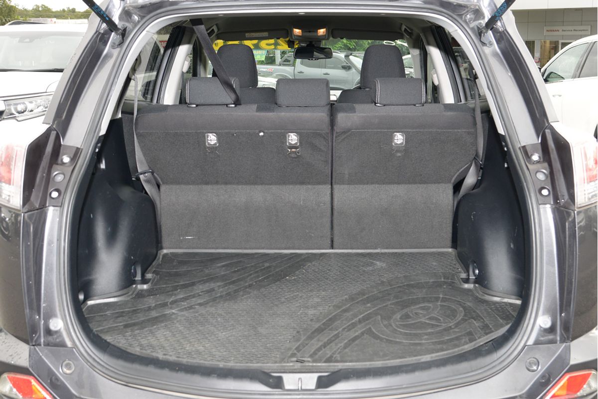 2018 Toyota RAV4 GXL ZSA42R