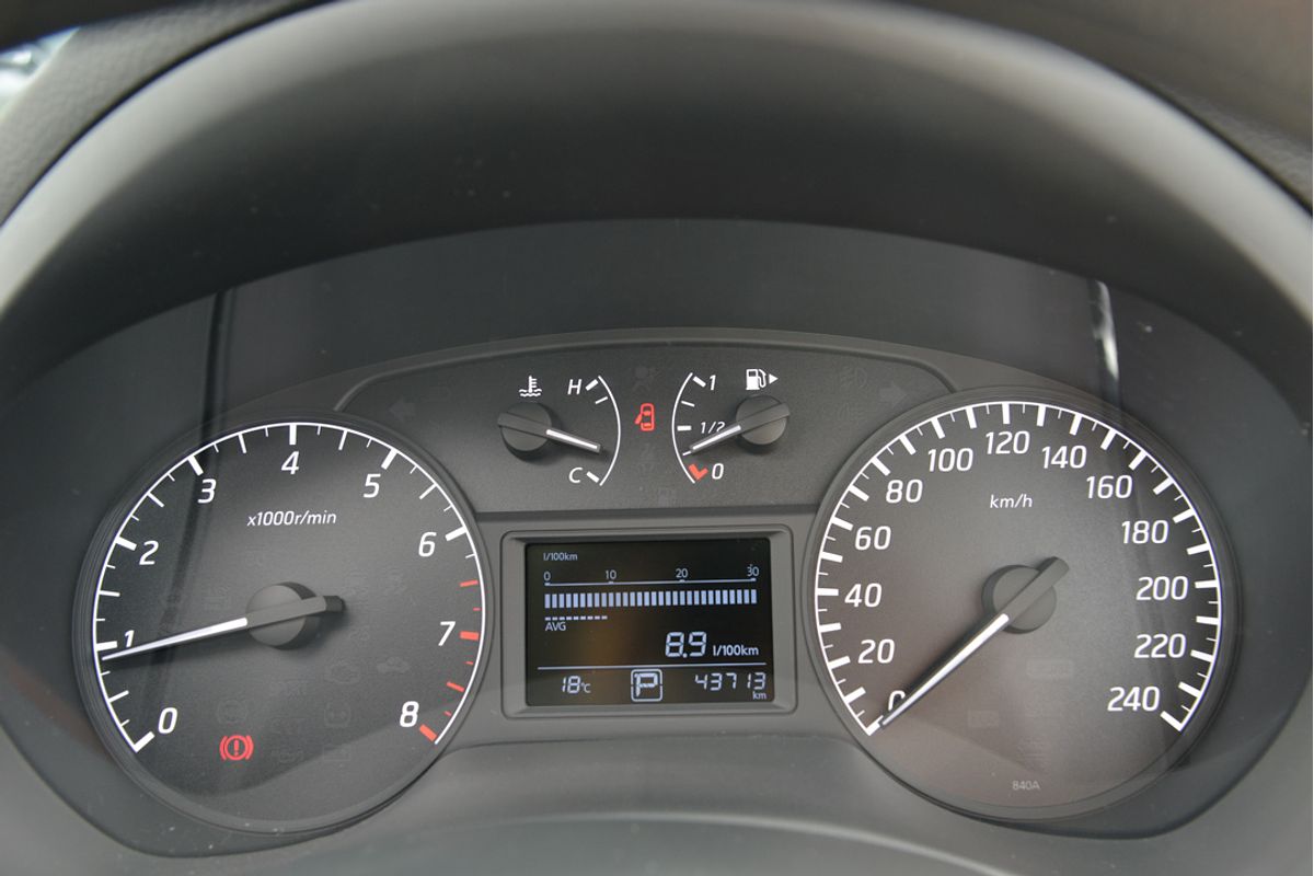 2015 Nissan Pulsar ST B17 Series 2