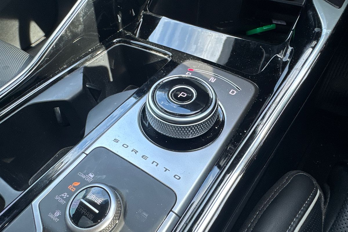 2023 Kia Sorento GT-Line MQ4