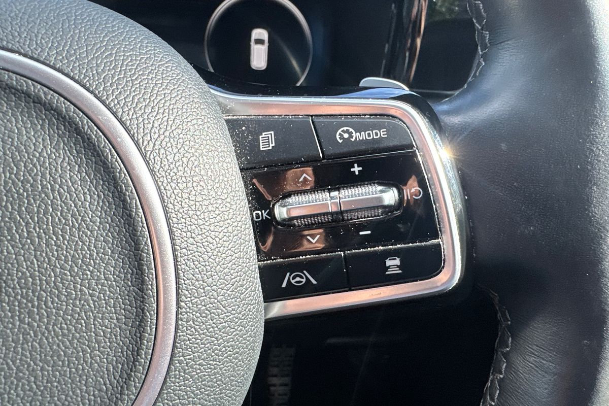 2023 Kia Sorento GT-Line MQ4