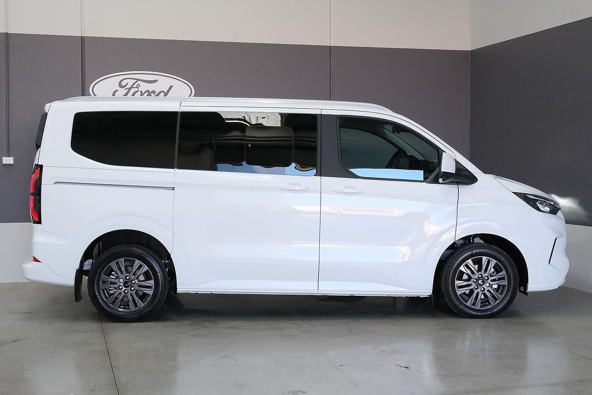 2024 Ford Tourneo Titanium X AV SWB