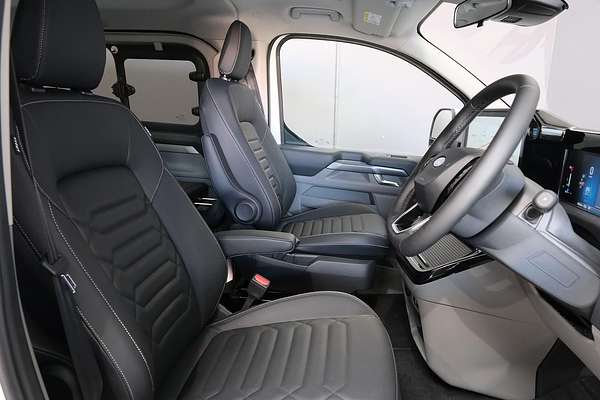 2024 Ford Tourneo Titanium X AV SWB