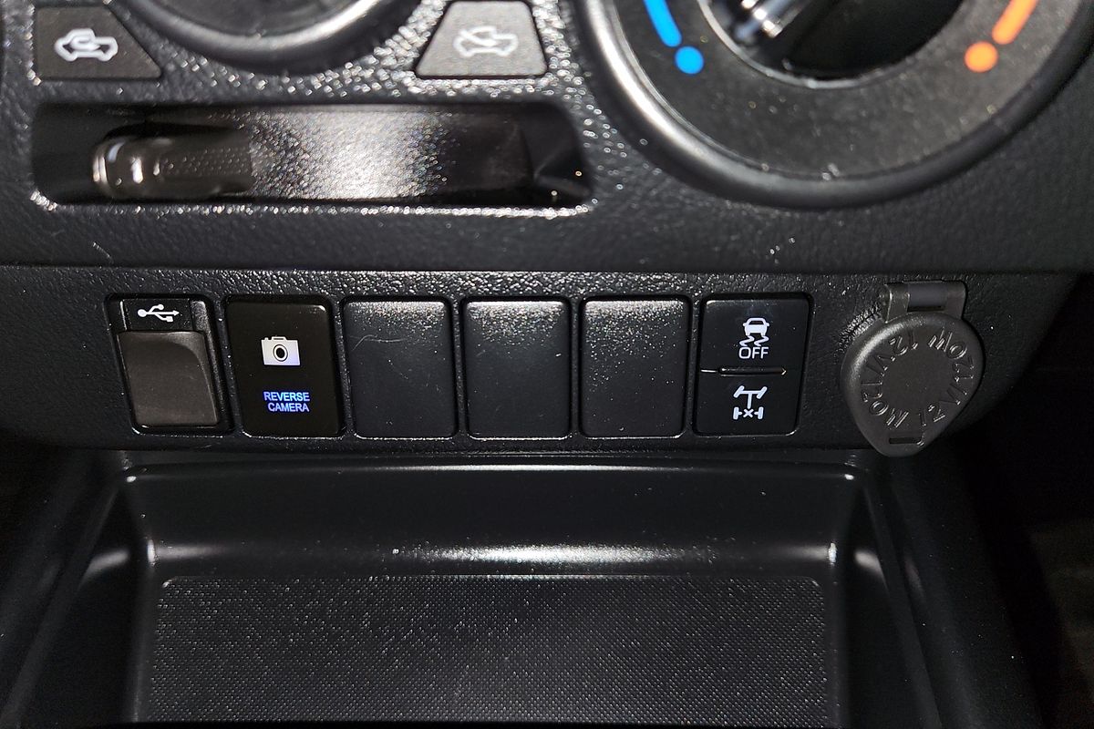 2022 Toyota Hilux SR GUN126R 4X4