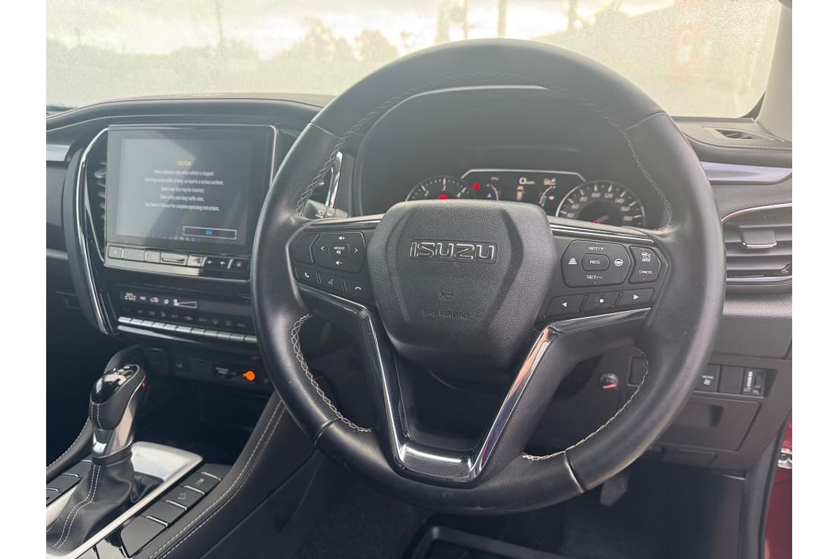 2022 Isuzu MU-X LS-T