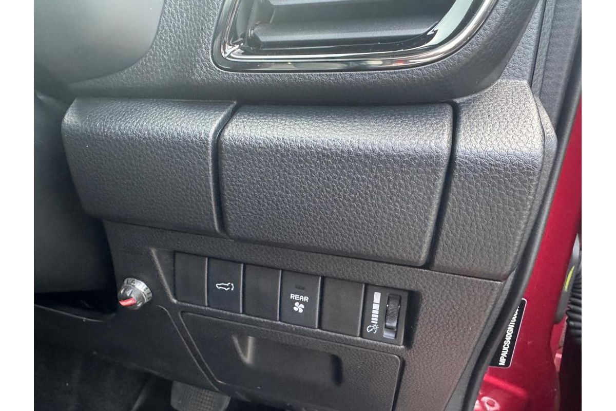 2022 Isuzu MU-X LS-T