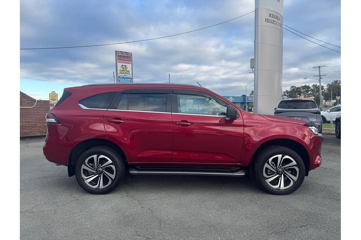 2022 Isuzu MU-X LS-T