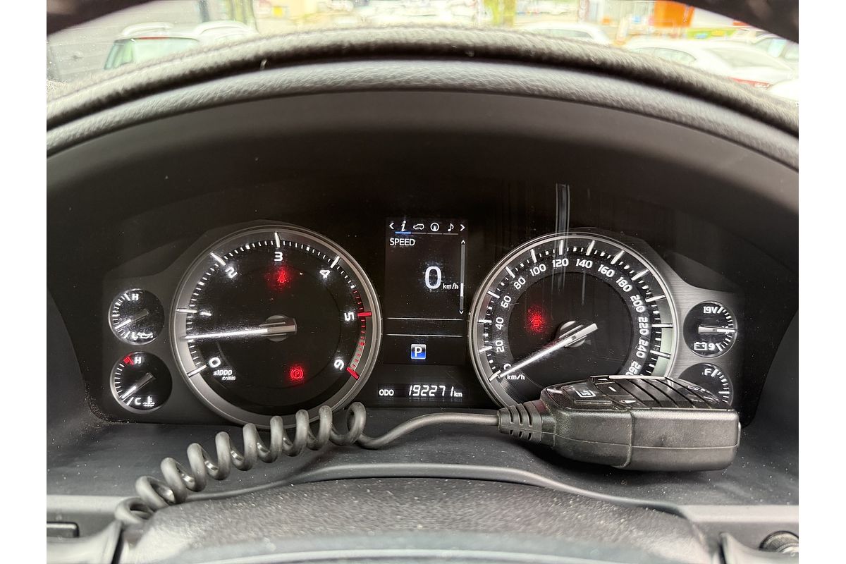 2016 Toyota Landcruiser VX VDJ200R