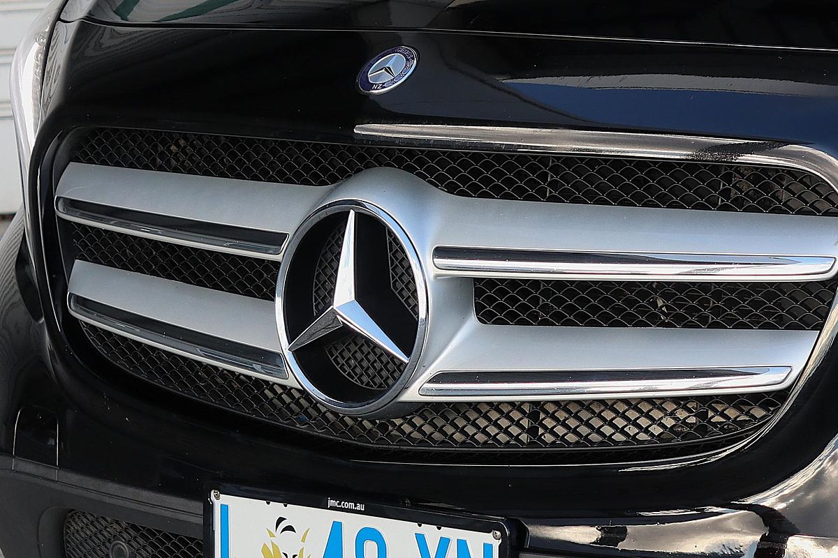 2015 Mercedes-Benz GLA-Class GLA180 X156
