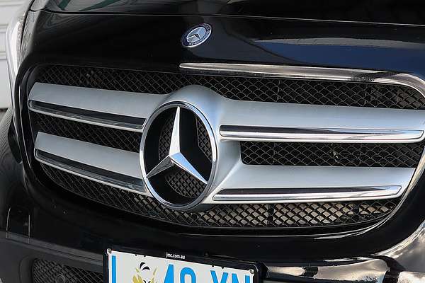 2015 Mercedes-Benz GLA-Class GLA180 X156