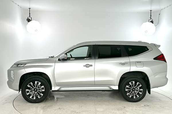 2022 Mitsubishi Pajero Sport GLS QF