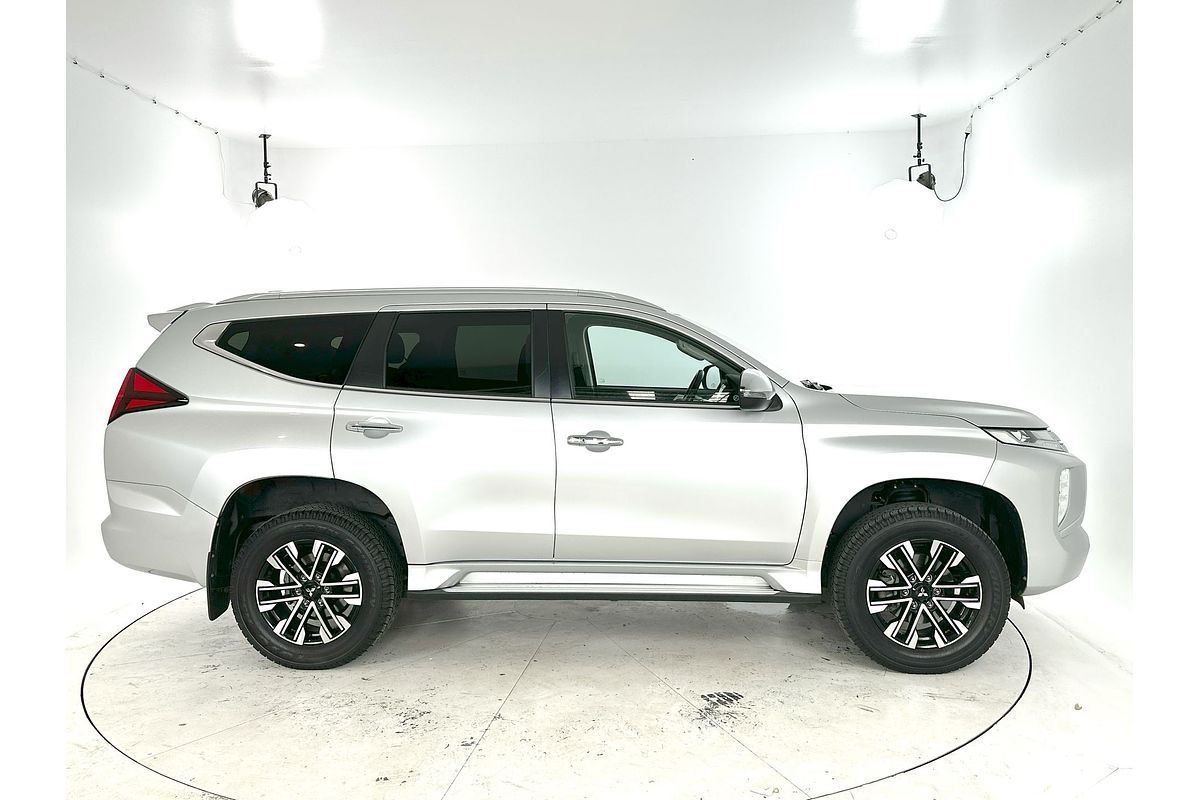 2022 Mitsubishi Pajero Sport GLS QF