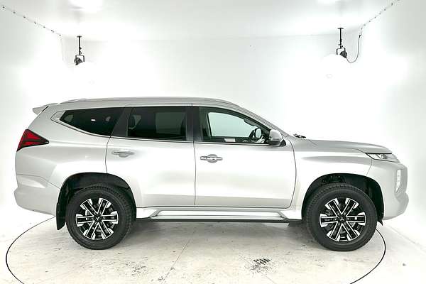 2022 Mitsubishi Pajero Sport GLS QF