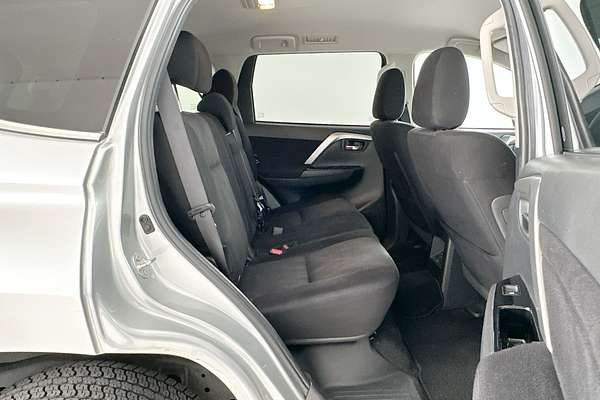 2022 Mitsubishi Pajero Sport GLS QF