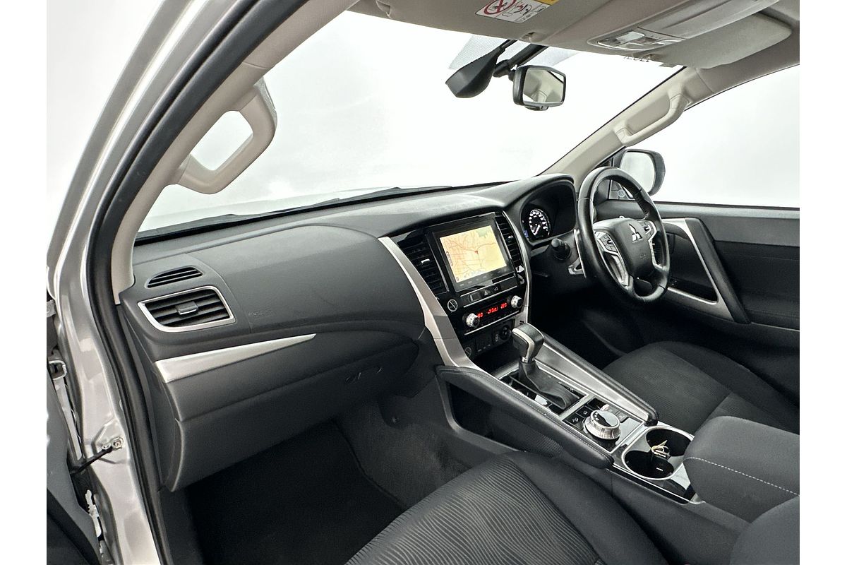 2022 Mitsubishi Pajero Sport GLS QF