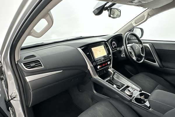 2022 Mitsubishi Pajero Sport GLS QF