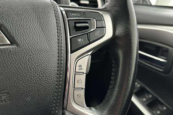2022 Mitsubishi Pajero Sport GLS QF