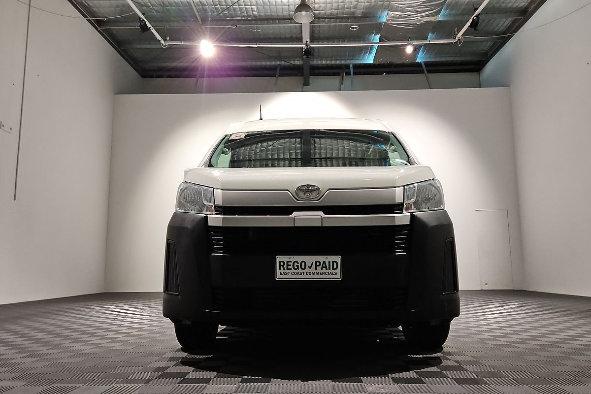 2020 Toyota Hiace Commuter GDH322R