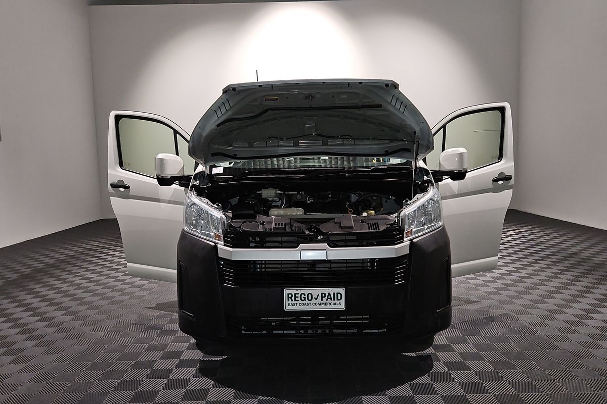 2020 Toyota Hiace Commuter GDH322R