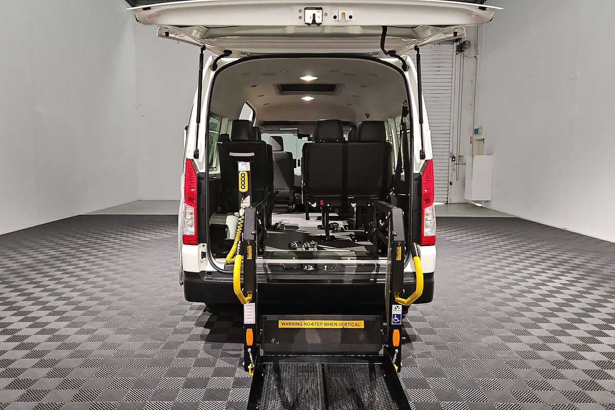 2020 Toyota Hiace Commuter GDH322R