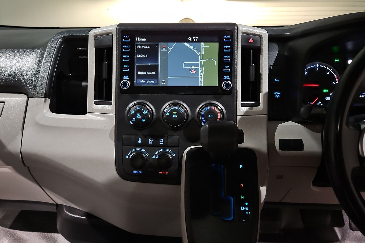 2020 Toyota Hiace Commuter GDH322R