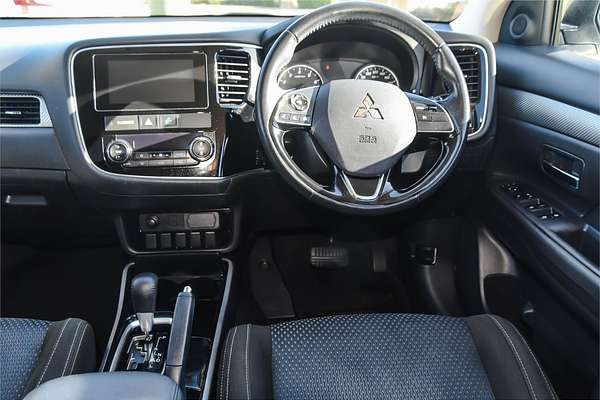 2017 Mitsubishi Outlander LS Safety Pack ZK