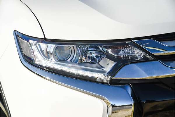 2017 Mitsubishi Outlander LS Safety Pack ZK