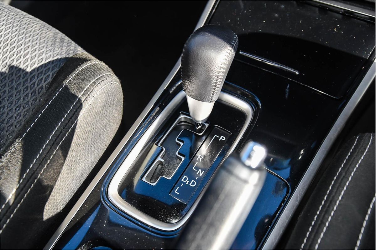 2017 Mitsubishi Outlander LS Safety Pack ZK
